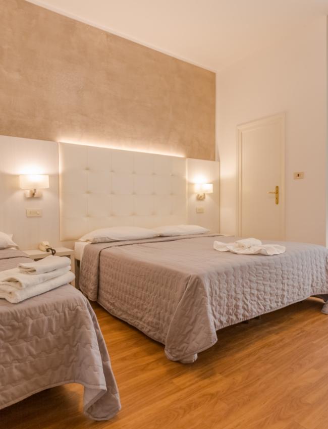 pedrellihotels it home 005